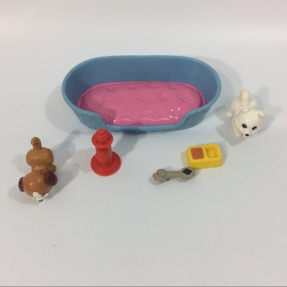 Littlest Pet Shop LPS Playful Puppies In Their Puppy Basket Kenner 1992 - Picture 1 of 4